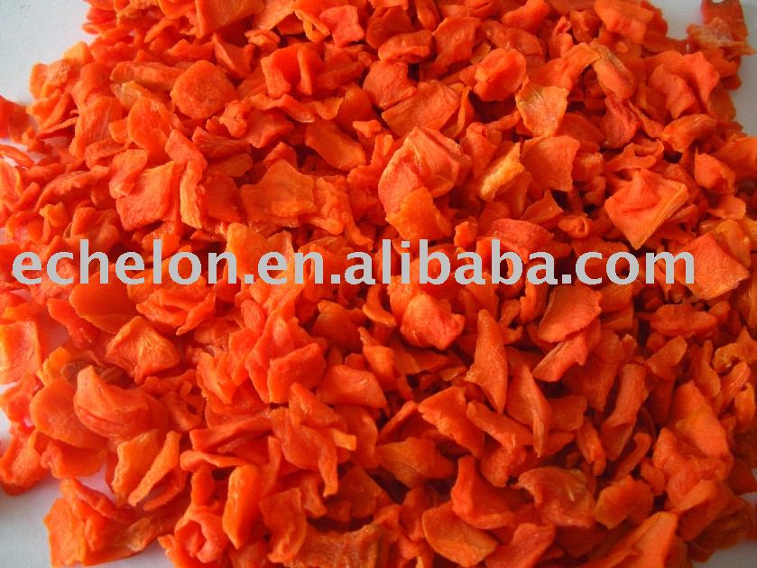 Dehydrated carrot dices