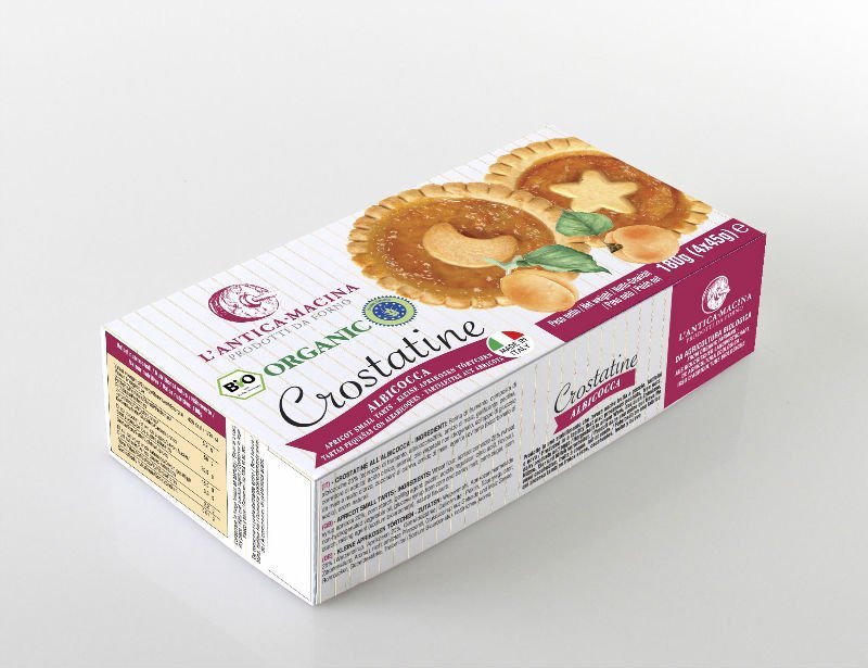 Apricot wheat tarts (organic bakery, organic goods, organic food, small tarts, organic tarts)
