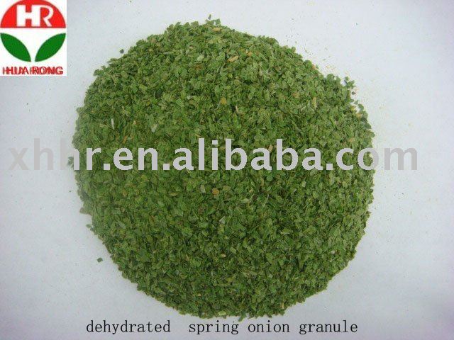 Dehydrated chive granules
