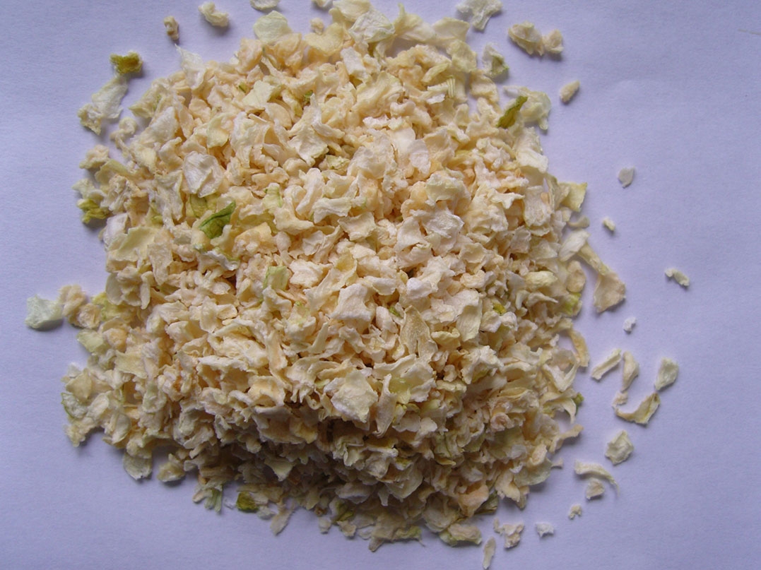 white onion granule