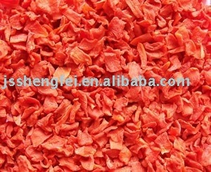 dehydrated carrot flakes