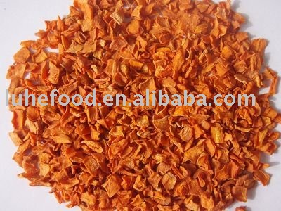 Sell dehydrated carrot dices
