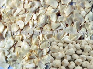 Dehydrated  garlic   flake s( without   roots )