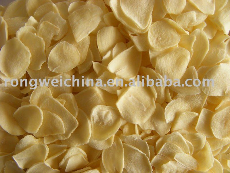 First grade  dehytrated  garlic  flakes