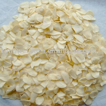 New Crop Dehydrated garlic flakes without stems