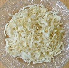Dehydrated white kibbled onion