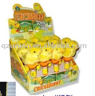 Wind up chicken with candy