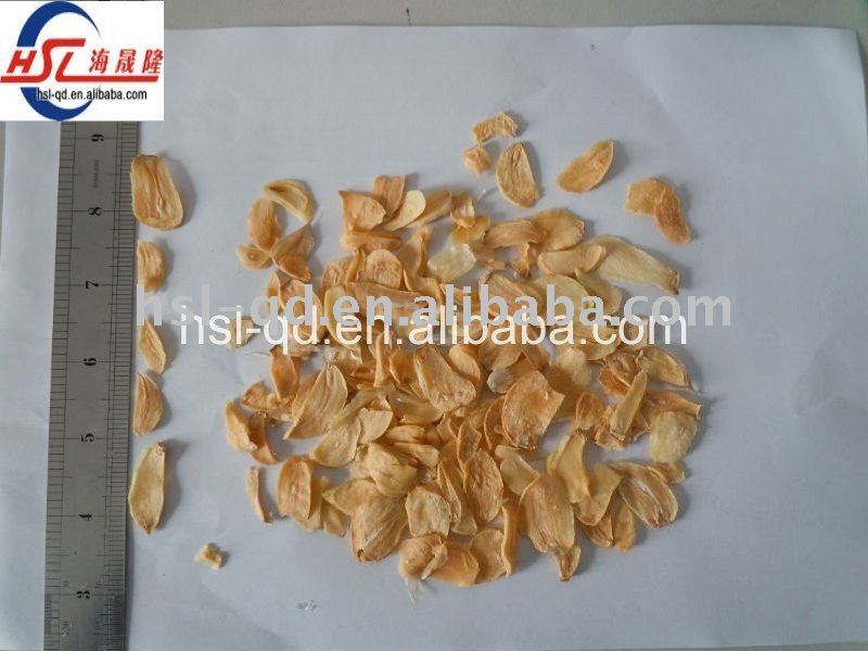 high quality light yellow garlic slices