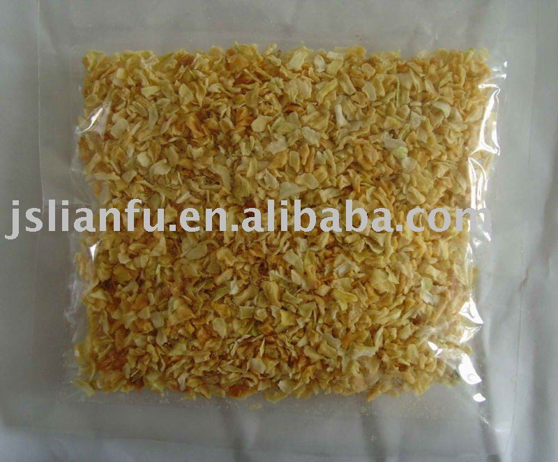 sell  dehydrated   yellow   onion   flake s