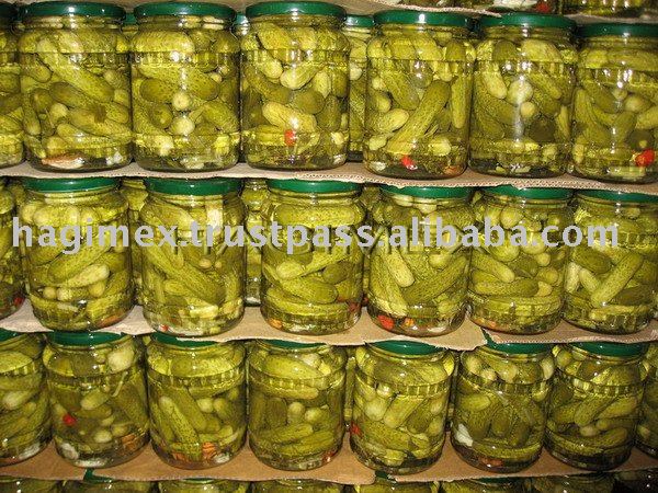 PICKLED CORNICHONS IN GLASS JAR
