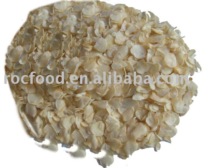 Dried  Garlic   Flake s  Without  root