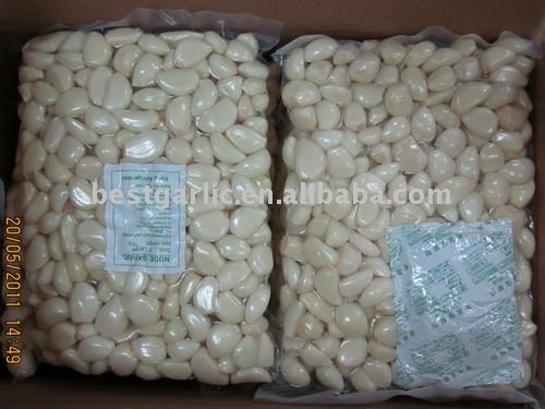 2011crop peeled vacuum packed garlic