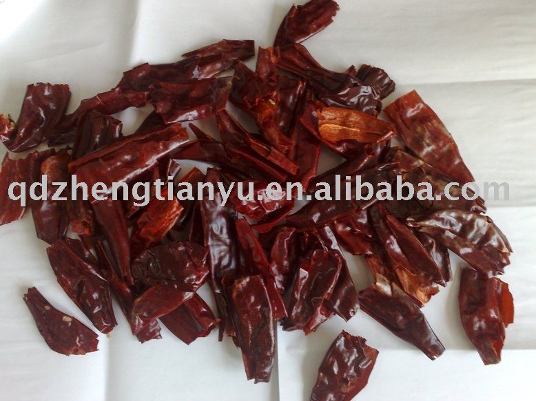 hot dry  chili   without   stem 
