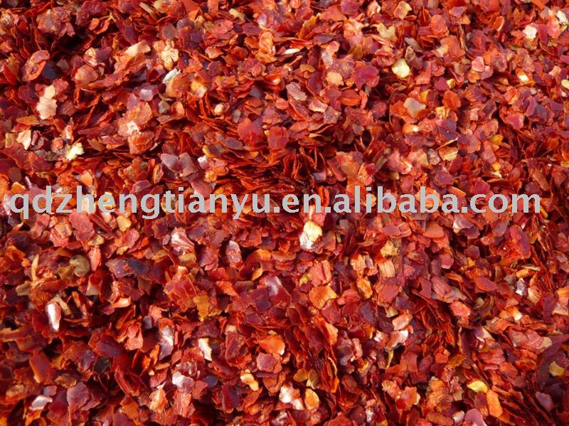 dried paprika flakes