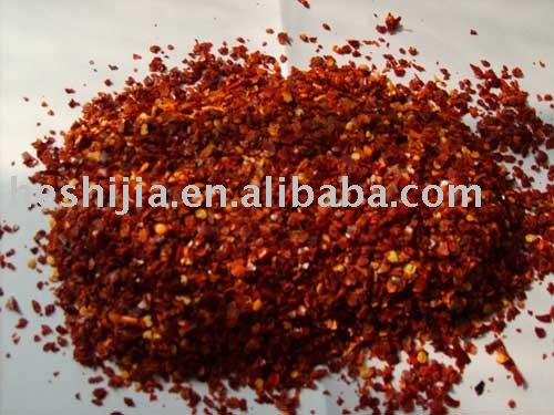 Red pepper crushed