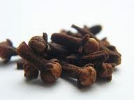 Clove, Saffron, Garlic, Dry Ginger, Caraway, Black Pepper, Ani seed
