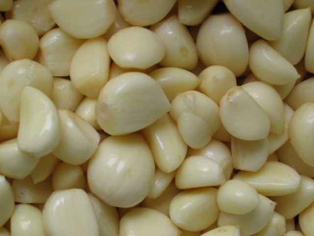 Chinese fresh peeled garlic