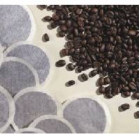 Service of  packing  coffee  pod s