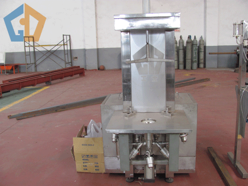 Beer keg washing filling unity machine