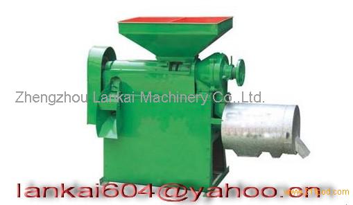 Maize peeler and grinder