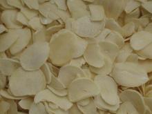 high   quality   garlic  flakes