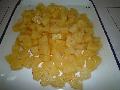 Canned pineapple chunk