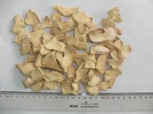 dehydrated ginger flakes
