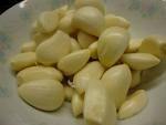 dehydrated and fresh garlic