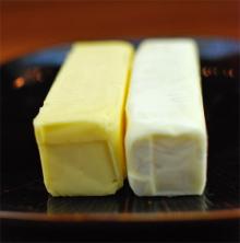 BOTH SALTED AND UNSALTED WHITE AND YELLOW BUTTER IN GREAT QUANTITIES FOR SUPPLY