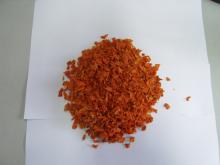 dehydrate carrot flakes