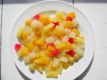 canned fruit cocktail in light syrup