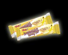 WAFER YOLLI WITH CREAM BANANA AND MILK COATING