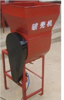  Walnut  breaking  machine 