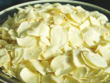 First  Grade   White   Dehydrated   Garlic  flakes