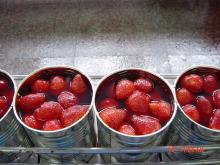 canned strawberry in light syrup 410g