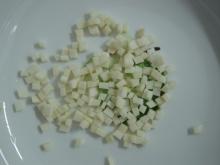  iqf   garlic  cube