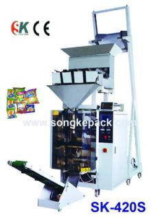 Four heads linear weighing vertical packing machine