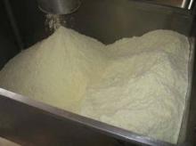 FULL CREAM MILK POWDER 26%