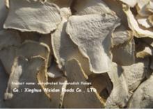 dehydrated horseradish flakes