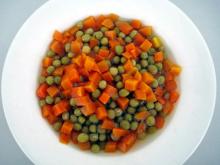  canned   peas  with  carrots 