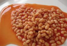  canned  white  beans  in  tomato   sauce 