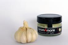Mayonnaise flavoured with Garlic