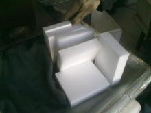 Solid dry ice machine