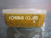 Passion fruit pulp with seed