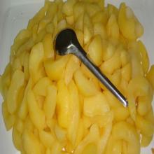 Canned sliced apple in vacuum pack