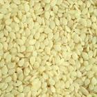 Hulled sesame seeds and bethel nuts