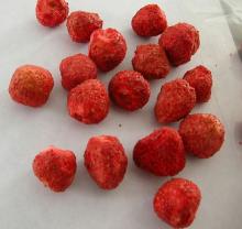 Frozen dried strawberry whole