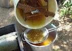 Natural  pure   honey   bee   wax 