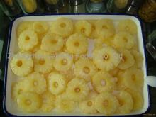 canned pineapple slice/piece/chunks