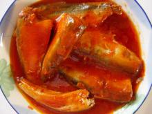  CANNED  SARDINE IN  TOMATO   SAUCE 